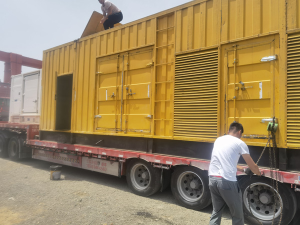 华池汽油发电机对供油装置的要求