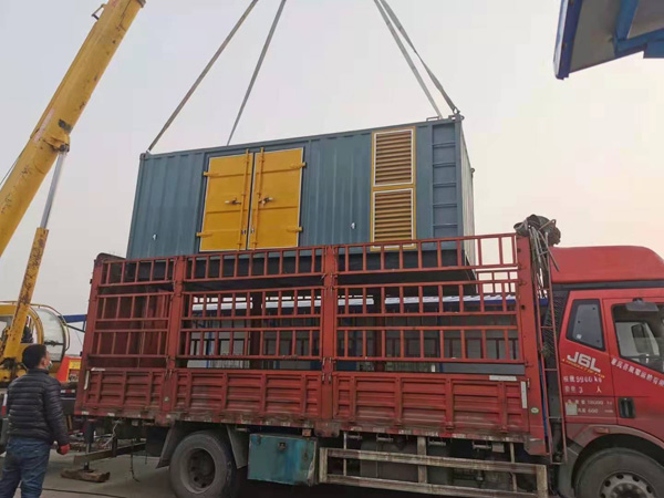 华池如何根据测量要求选择合适的电压表量程？