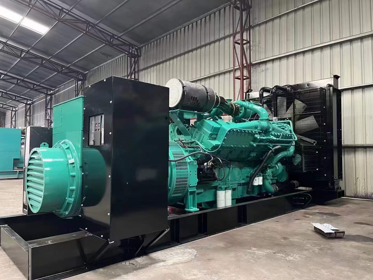 华池如何评估无功补偿装置的性能和效果？