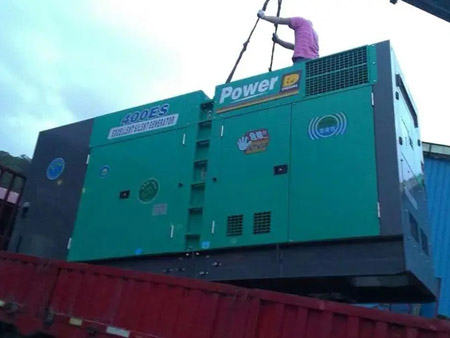 华池空气滤清器的更换周期一般是多久？