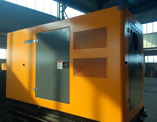 华池汽油发电机组电瓶电解液的密度应该保持在什么范围？